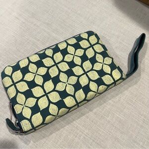 Malia Designs Handmade in Cambodia Large Wristlet Clutch Teal and Cream